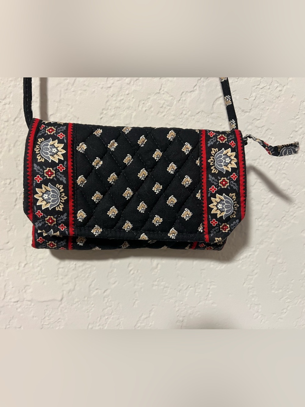 VERA BRADLEY Retired Vtg Y2K “Classic Black” Pattern Trifold Crossbody Wallet